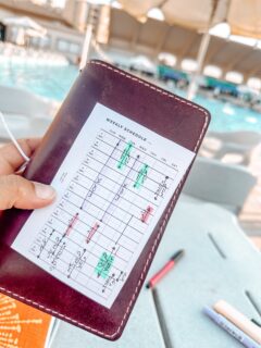 A little planner trick I use all the time:

Even though I plan in a Personal size planner, I sometimes print Pocket inserts and use them as planner cards.

Perfect for weekly schedules, routines, or anything I want to see at a glance.