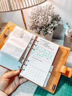 Money feels a lot less overwhelming when everything has its own place.

So this is my new system:

🤍 Bill Tracker → for the monthly bills I never want to forget.
🤍 Expenses Tracker → for the little daily purchases that add up.
🤍 No Spending Challenge → because sometimes the best way to save… is to turn it into a game.

It’s not about tracking every penny.

It’s about knowing where your money goes, making intentional choices, and feeling more in control at the end of the month.

Your finances don’t have to be perfect.
They just need a system you’ll actually stick with.

✨ Which one do you think would make the biggest difference for you: tracking bills, daily expenses, or trying a no-spend challenge?